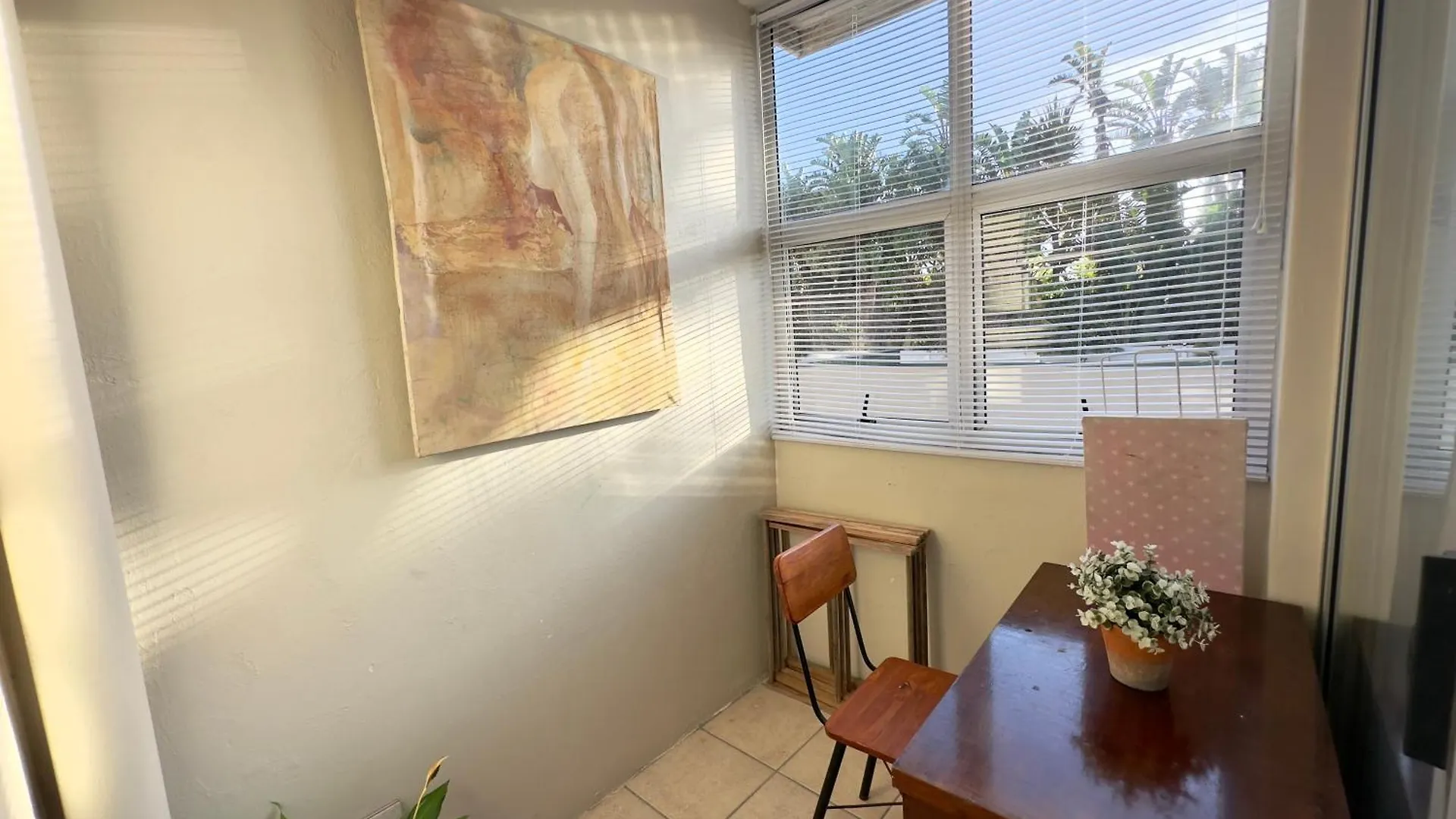 Caline Vip Apartments, beach close Bloubergstrand Apartment
