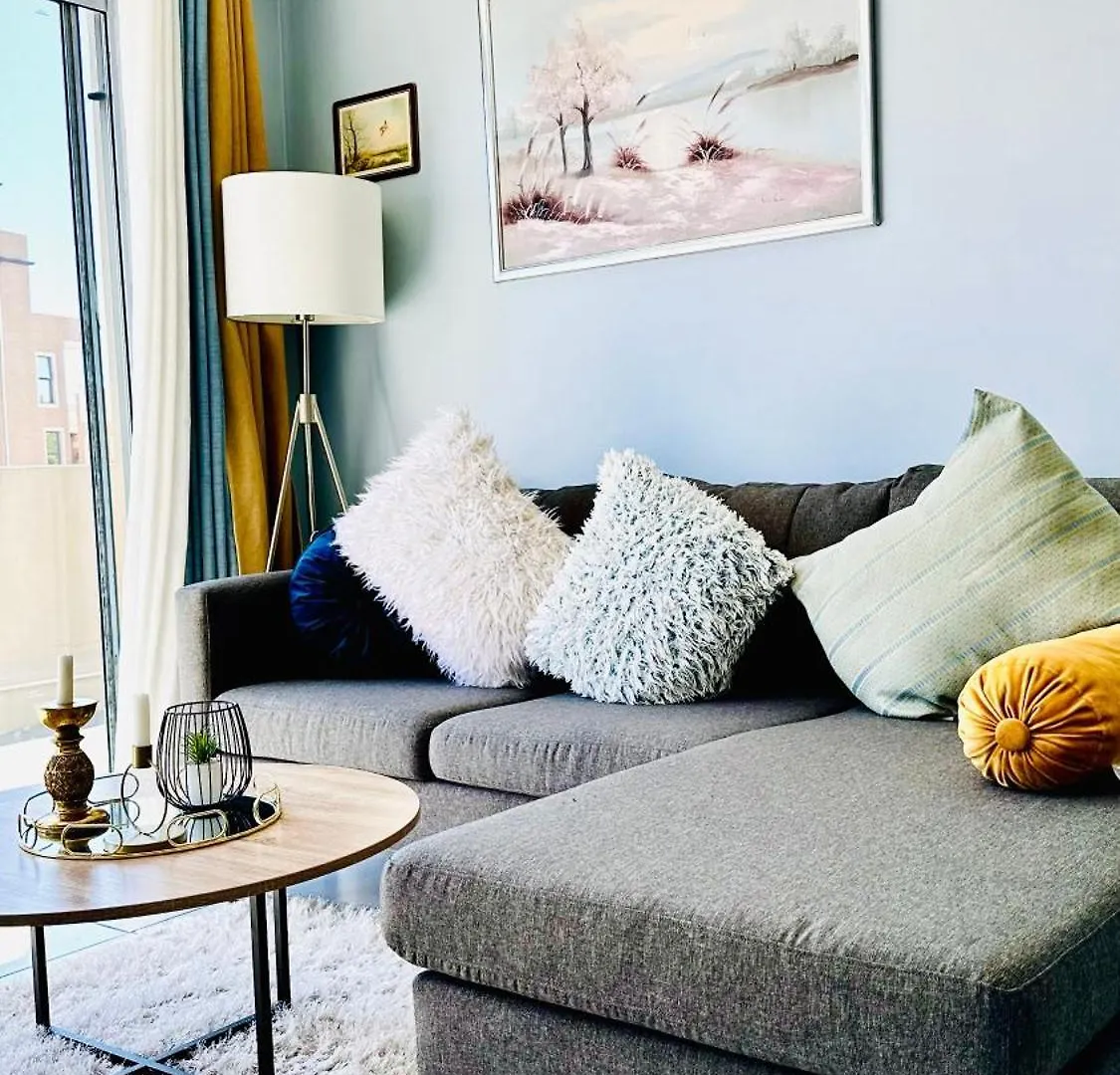 Apartment Caline Vip Apartments, Beach Close Bloubergstrand South Africa