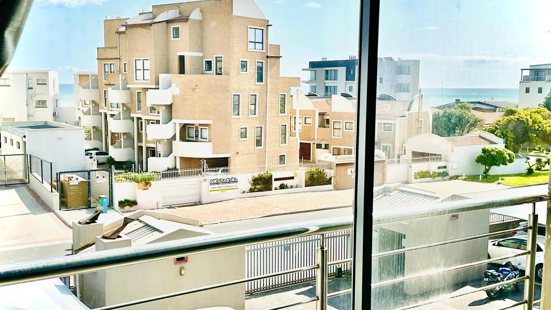 Caline Vip Apartments, Beach Close Bloubergstrand