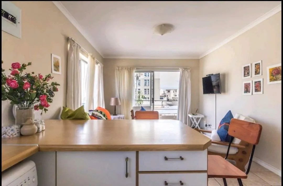 Apartment Caline Vip Apartments, beach close Bloubergstrand